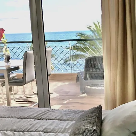 Mi Capricho B17 Beachfront Daire Sitio de Calahonda
